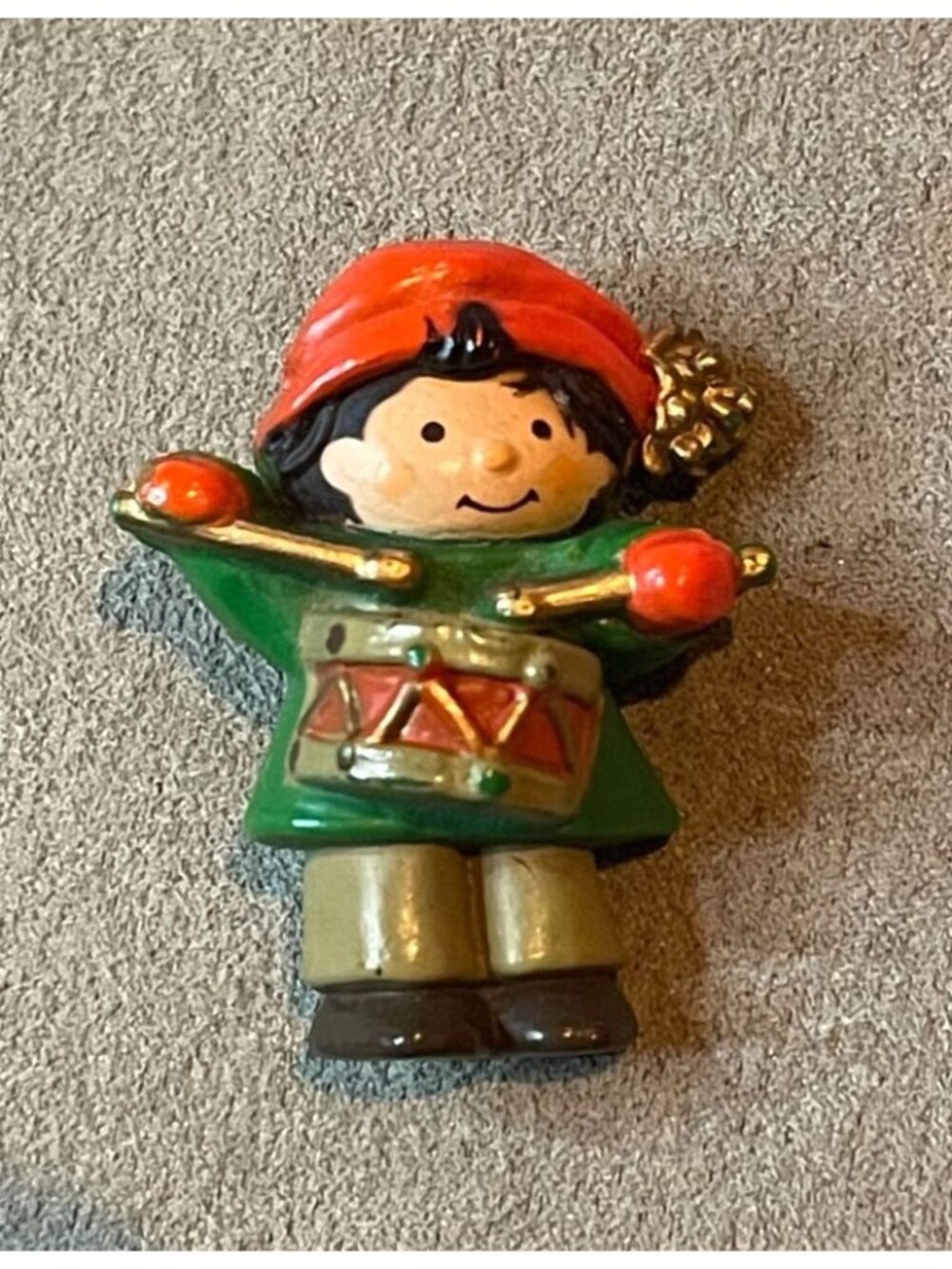 Vtg Hallmark Christmas Pin Brooch Little Drummer Boy 1980s Holiday Plastic Retro